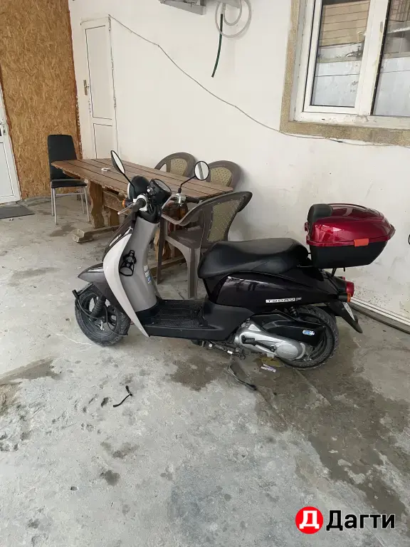 Скутер Мопед