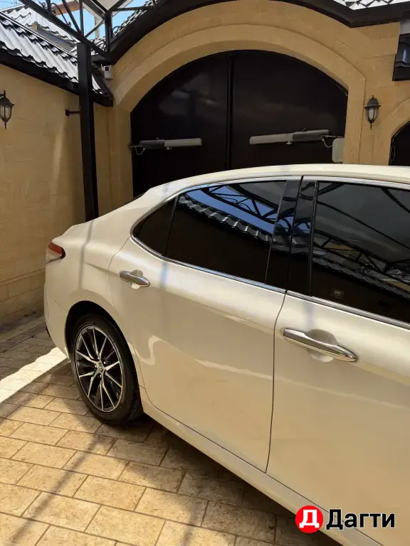 Toyota Camry, 2020 года