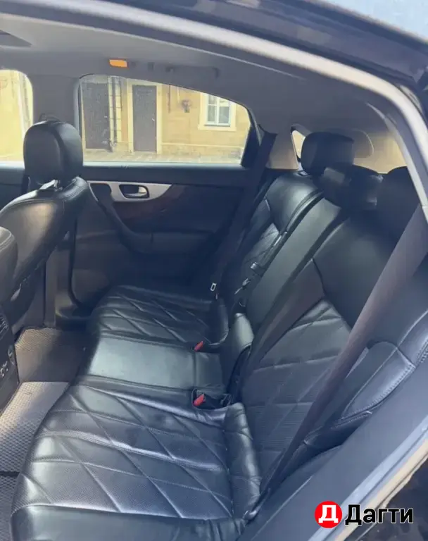 Infiniti QX70, 2013 года