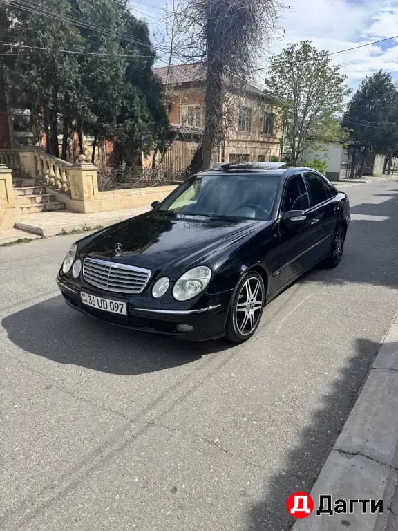 Mercedes-Benz E-Класс, 2005 года
