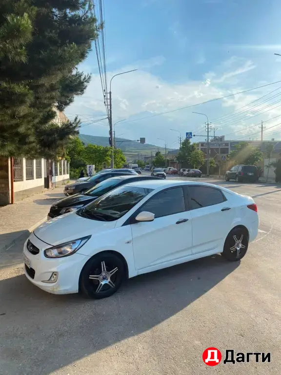 Hyundai Solaris, 2011 года