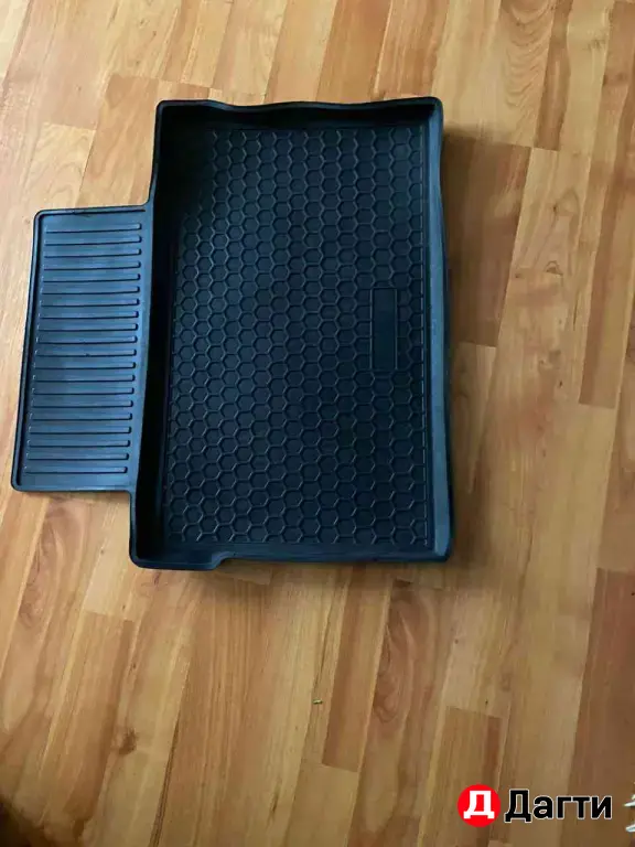 полики для лада веста