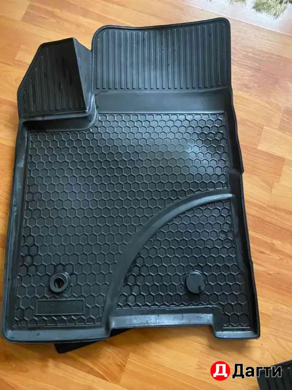 полики для лада веста