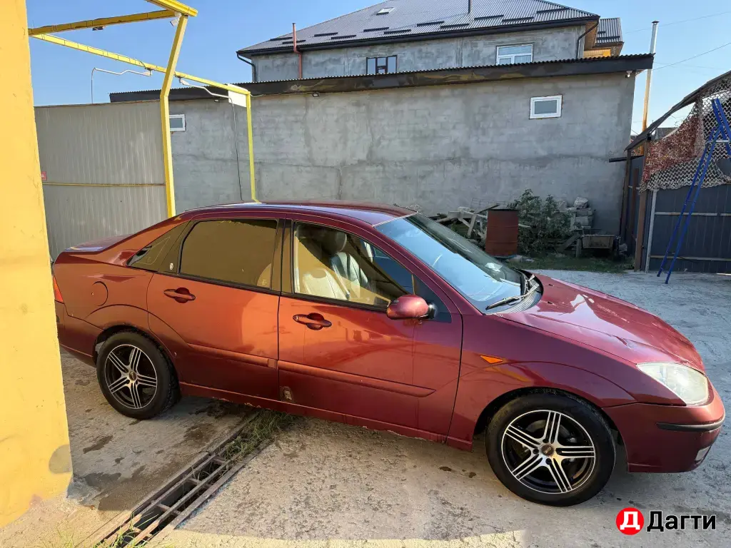 Ford Focus, 2004 года