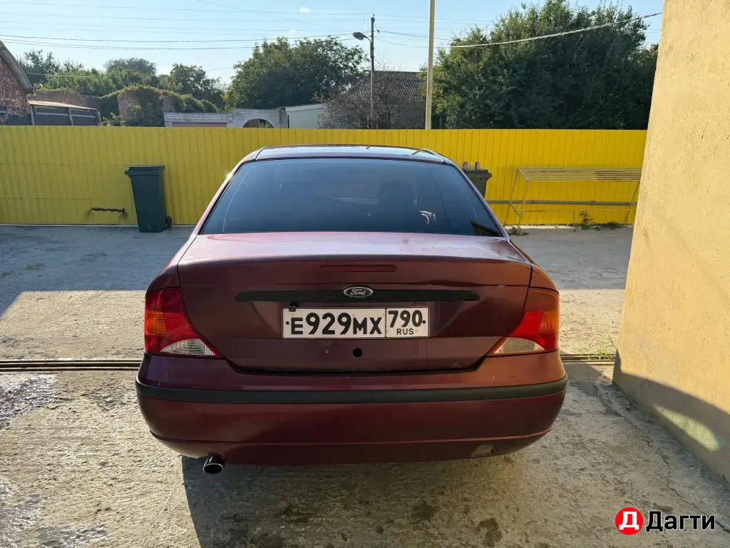 Ford Focus, 2004 года