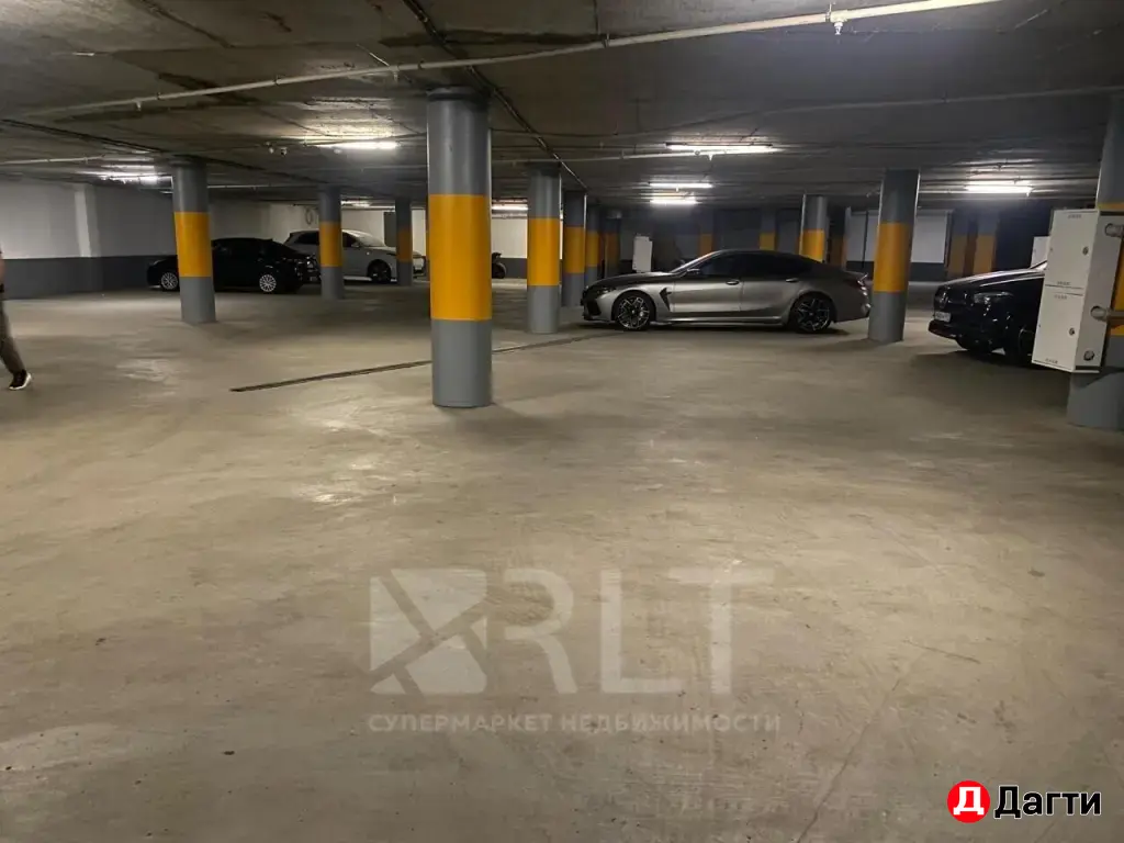 Продается шикарная трехкомнатная квартира в доме премиум класса «Гранд де Люкс»