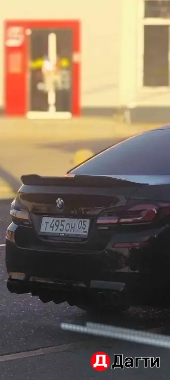 BMW 5 серии, 2010 года