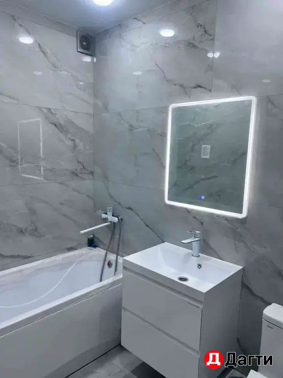 Кафельшик плиточник