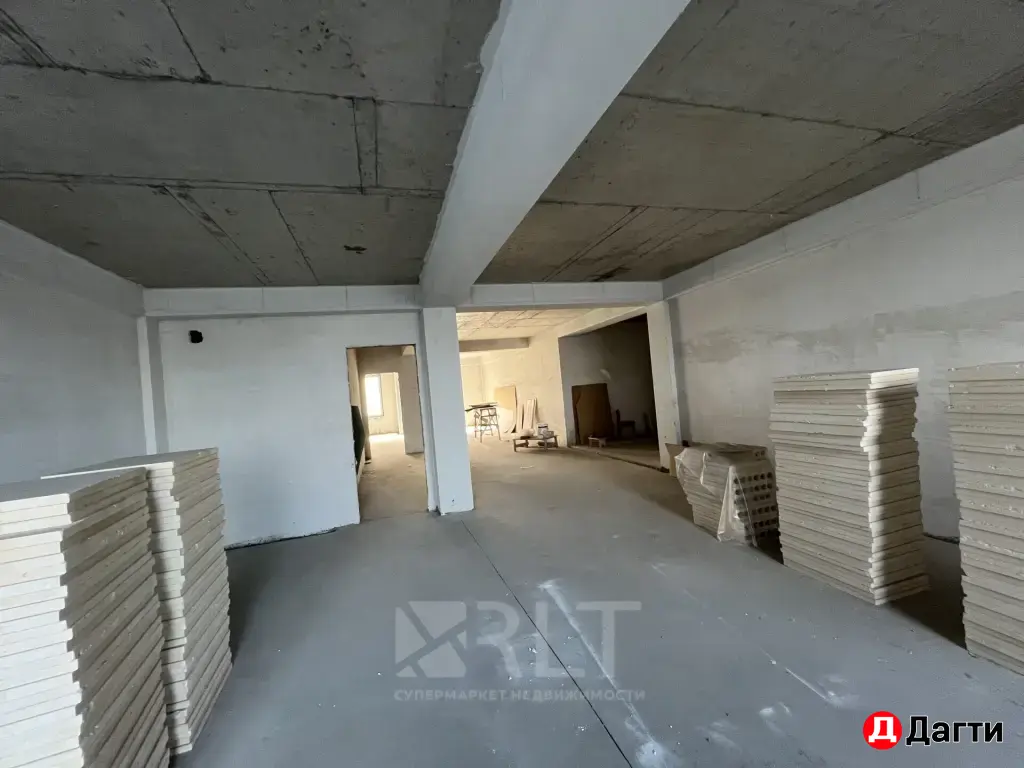 Продается шикарная трехкомнатная квартира в доме премиум класса «Гранд де Люкс»