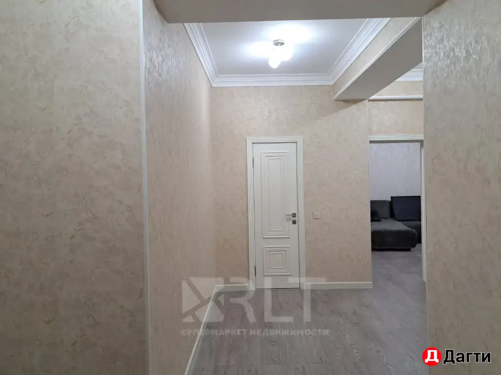 Продается двухкомнатная квартира площадью 67 м2 по улице Ибрагима-Хаджи Урадинского