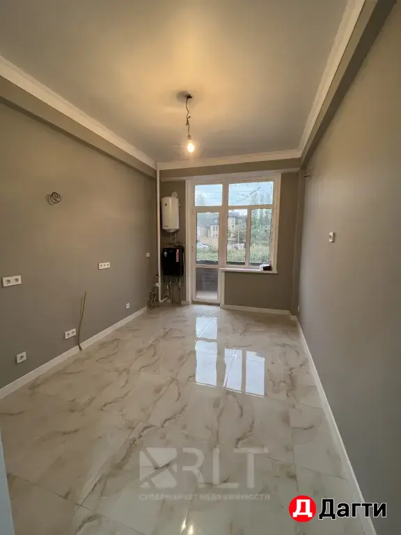 Продается двухкомнатная квартира площадью по улице Гапцахская 14