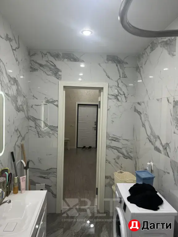 Продается двухкомнатная квартира площадью 67 м2 по улице Ибрагима-Хаджи Урадинского