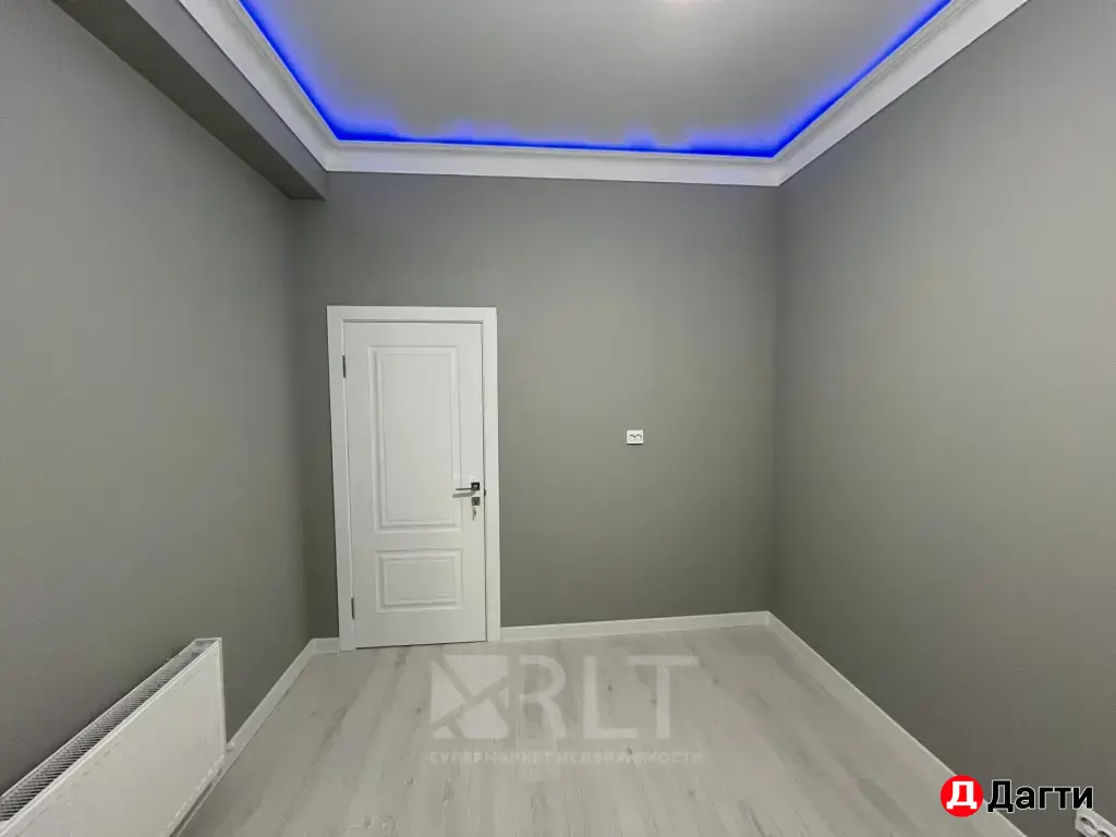 Продается двухкомнатная квартира площадью по улице Гапцахская 14