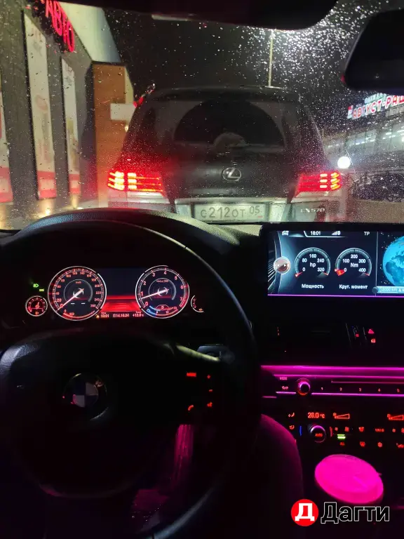 BMW 5 серии, 2010 года