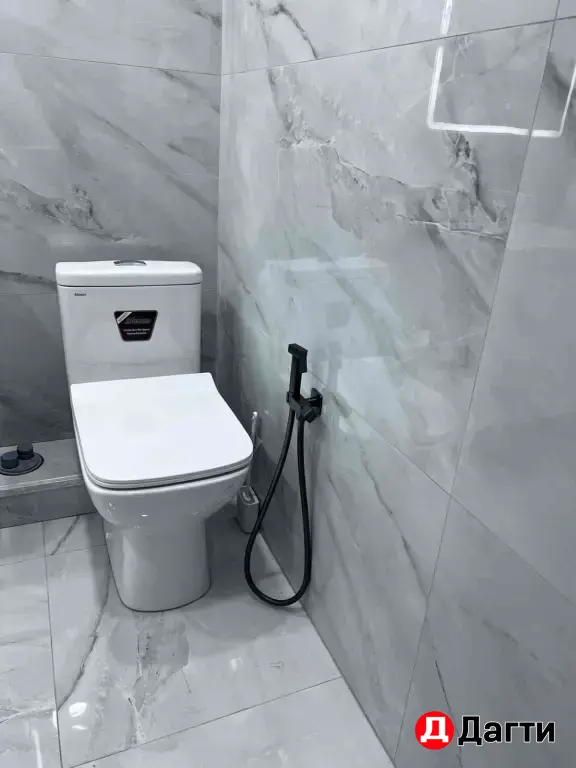 Кафельшик плиточник