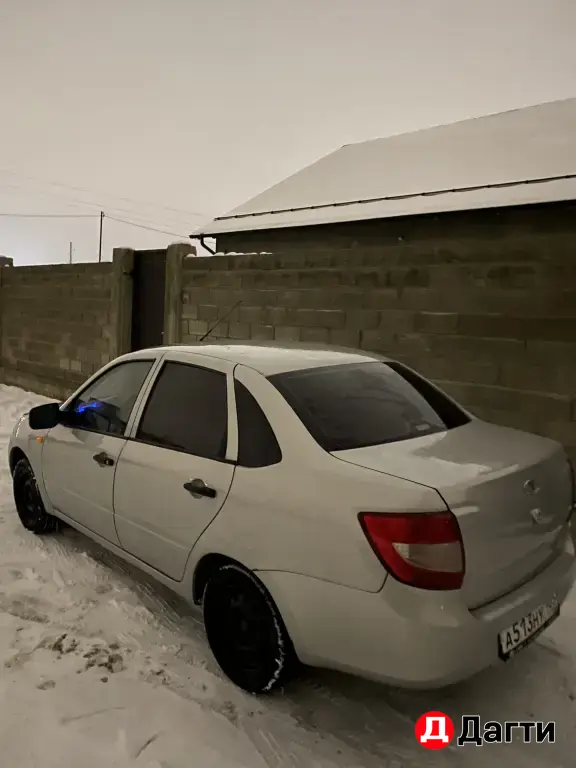 LADA (ВАЗ) Granta, 2013 года