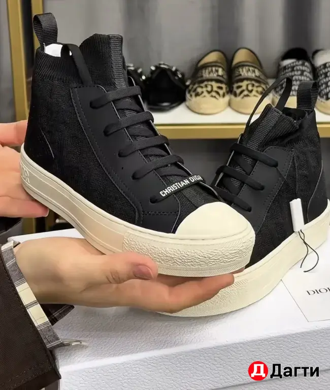 ‏трендовые кеды dior