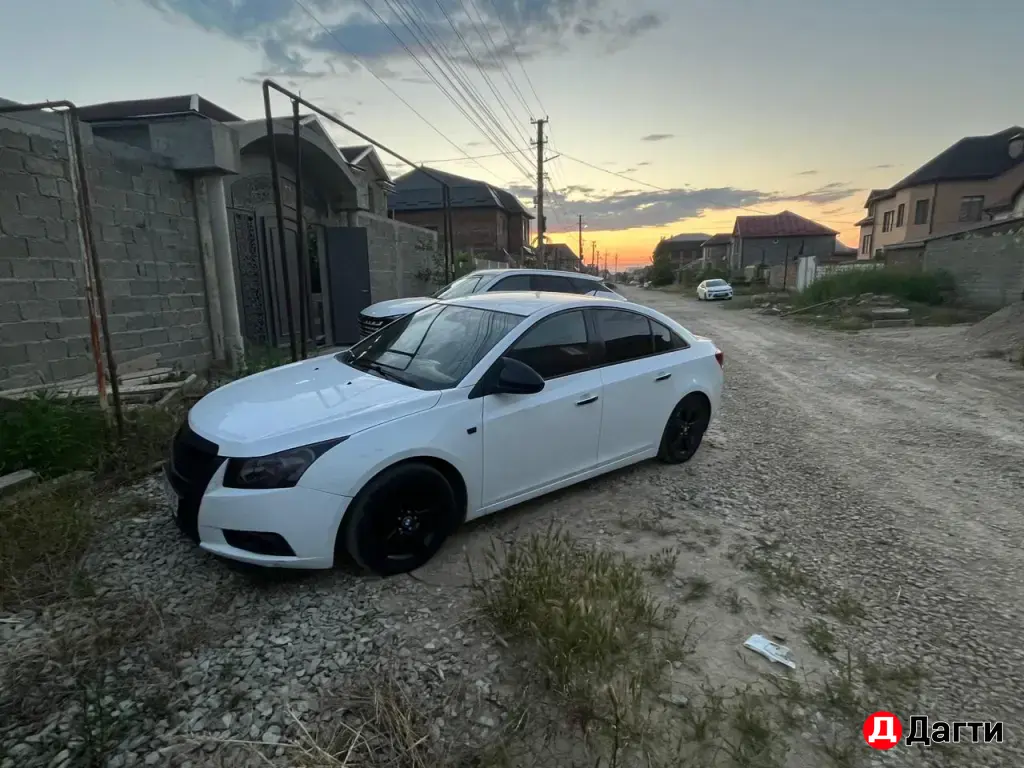 Chevrolet Cruze, 2010 года