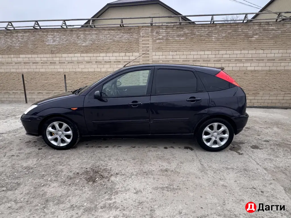 Ford Focus, 2004 года