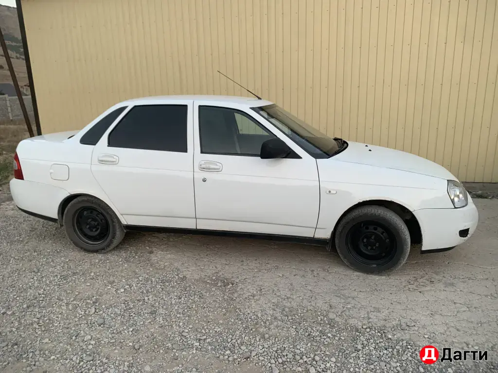 LADA (ВАЗ) Priora, 2012 года