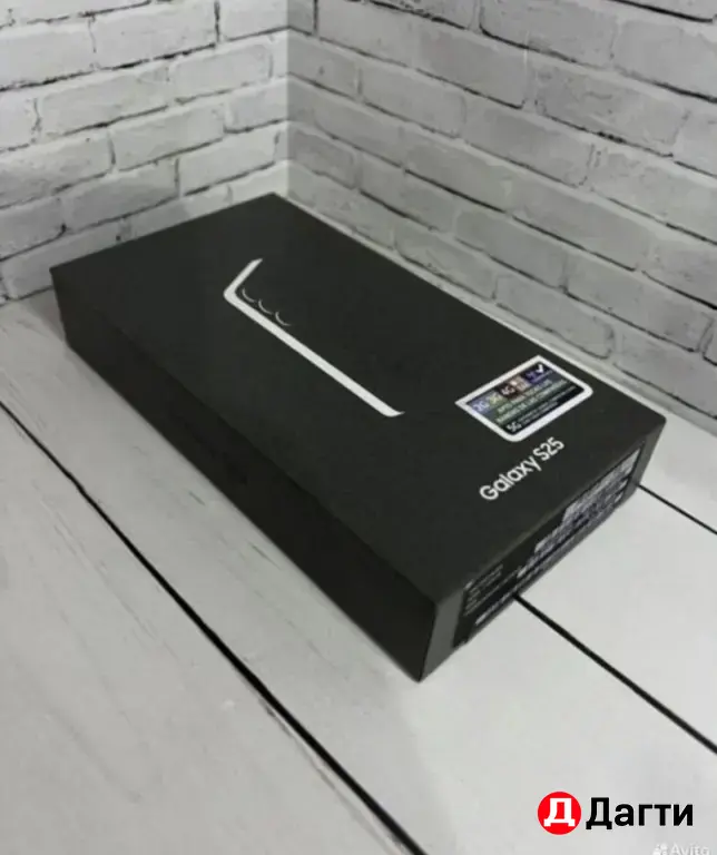 Samsung Galaxy S25 128GB Mint.