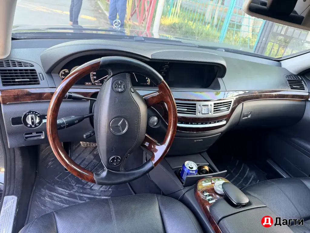Mercedes-Benz S-Класс, 2006 года