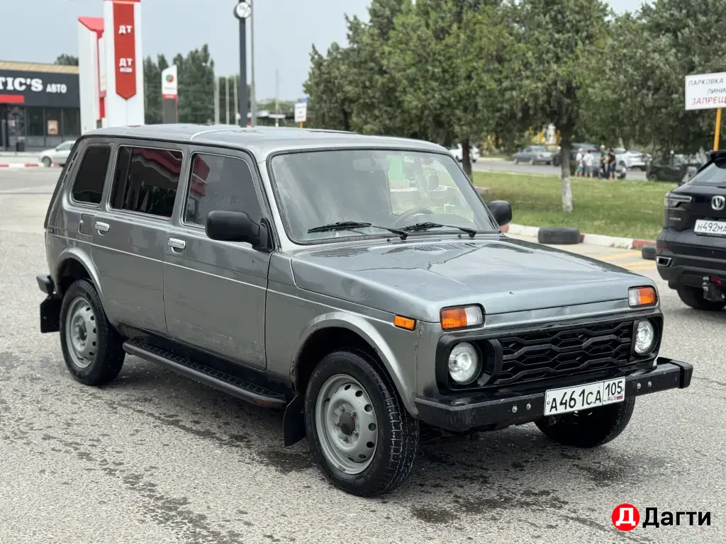 LADA (ВАЗ) Niva, 2008 года