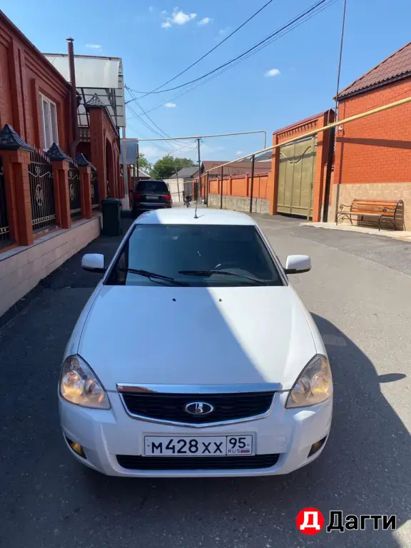 LADA (ВАЗ) Priora, 2012 года
