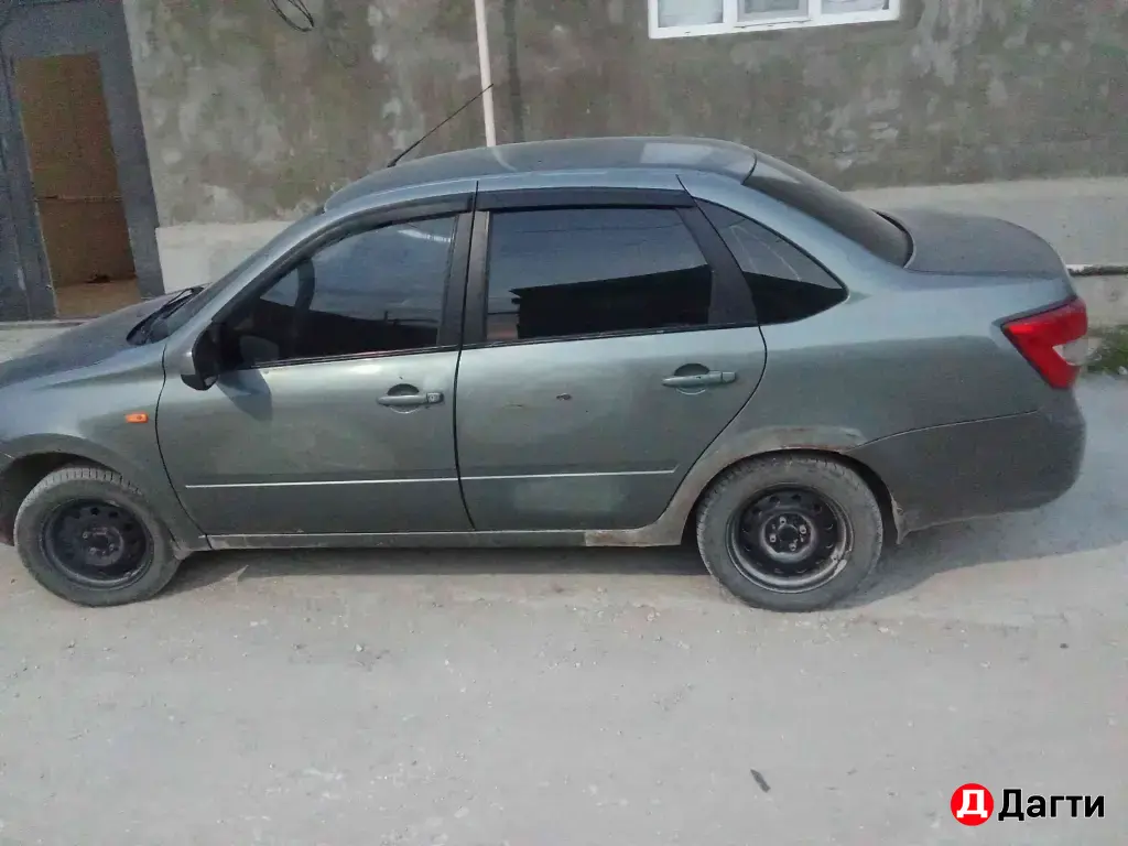 LADA (ВАЗ) Granta, 2013 года