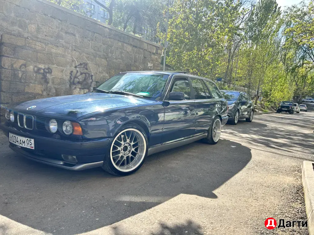 BMW 5 серии, 1993 года