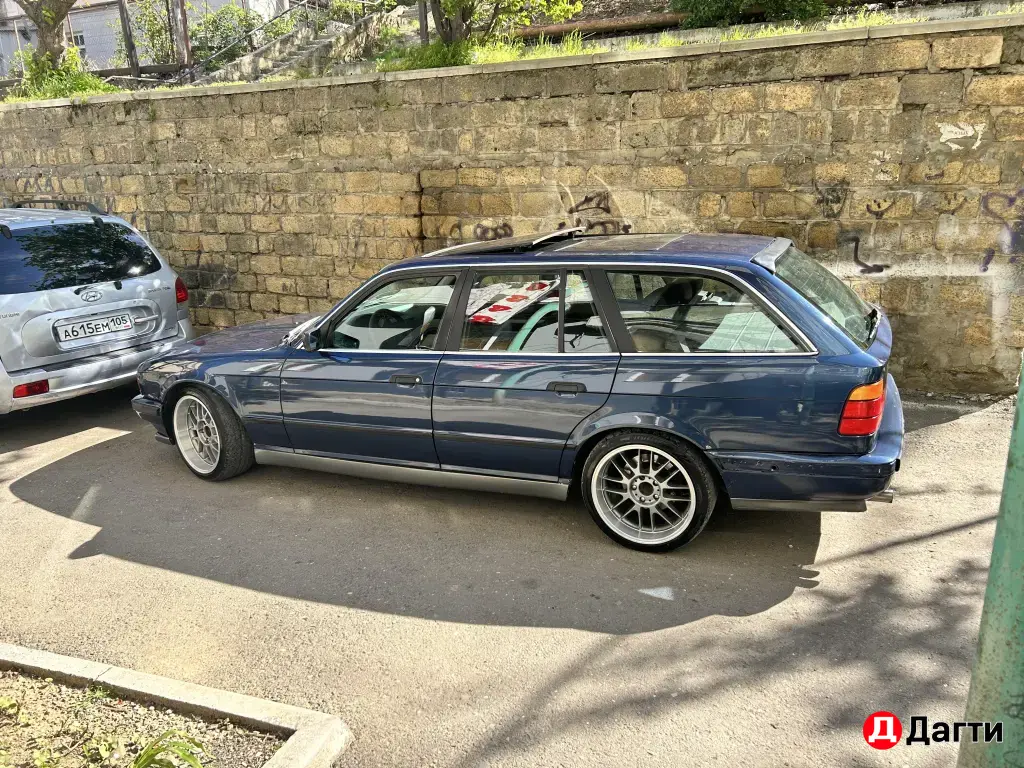 BMW 5 серии, 1993 года