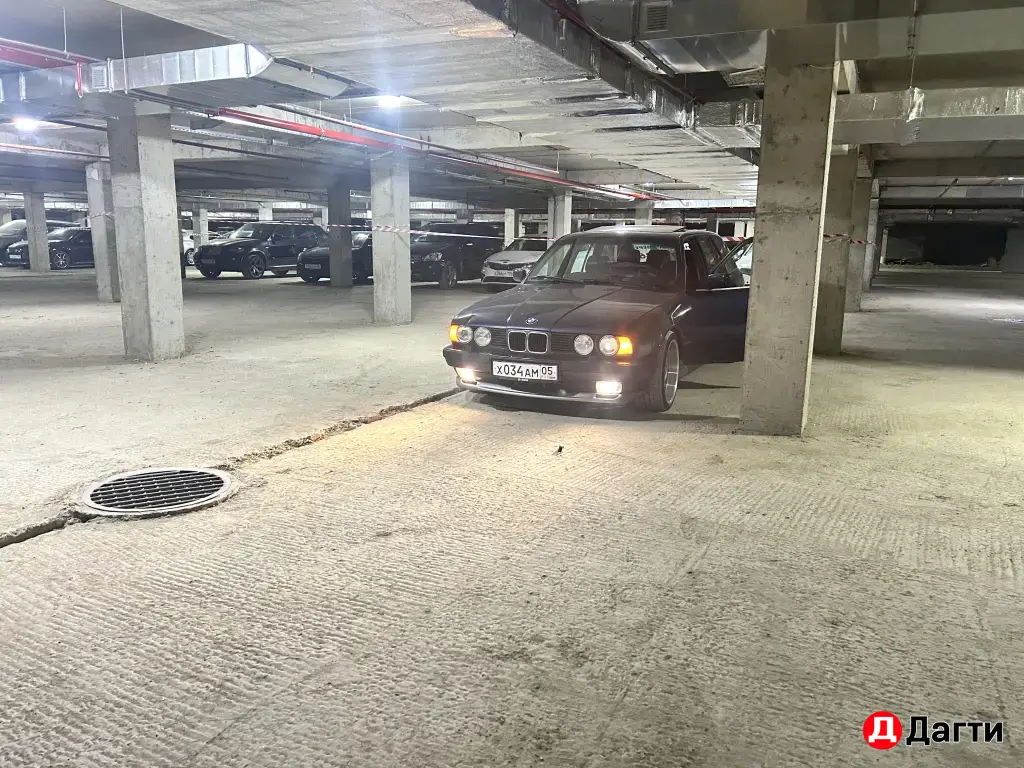 BMW 5 серии, 1993 года
