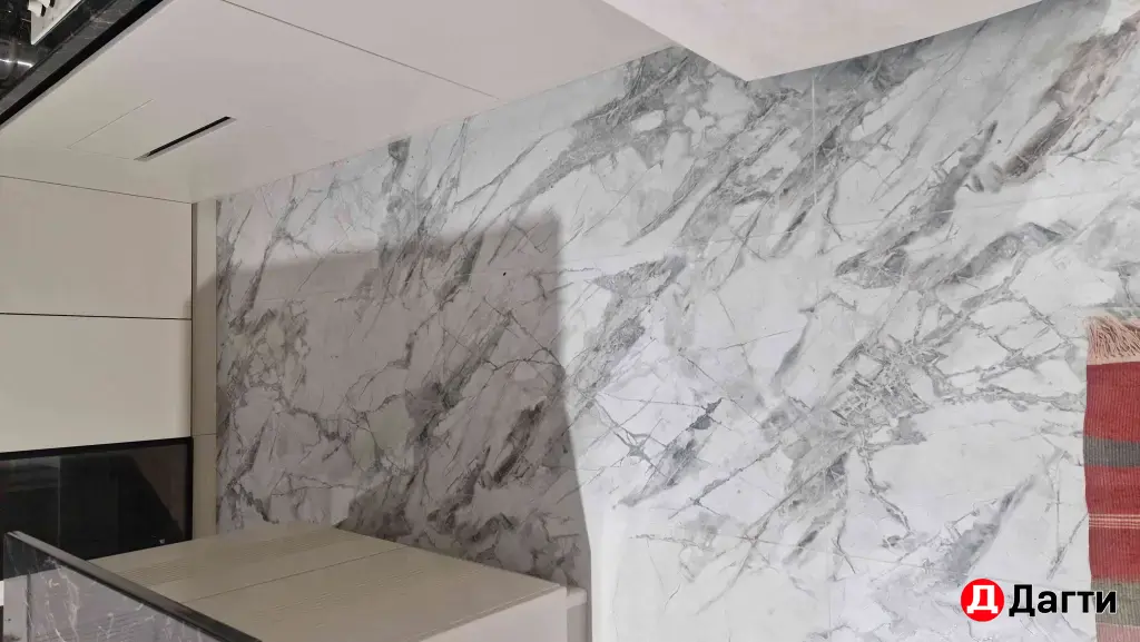 Кафельщик...