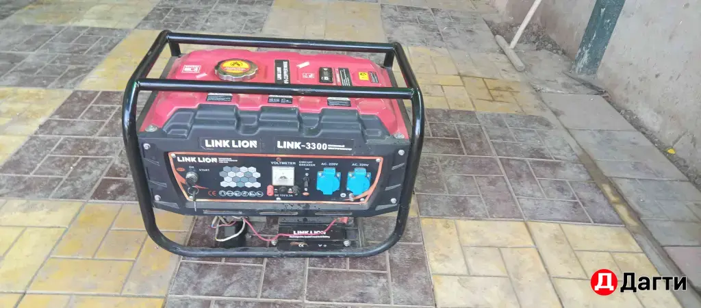 Бензиновый генератор