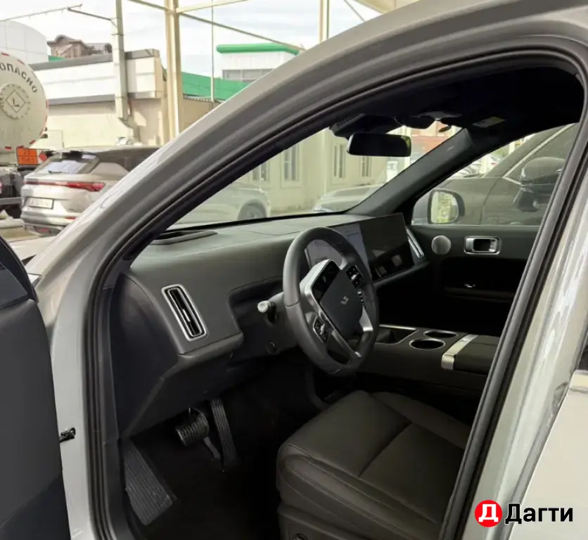 LiXiang L6, 2025 года