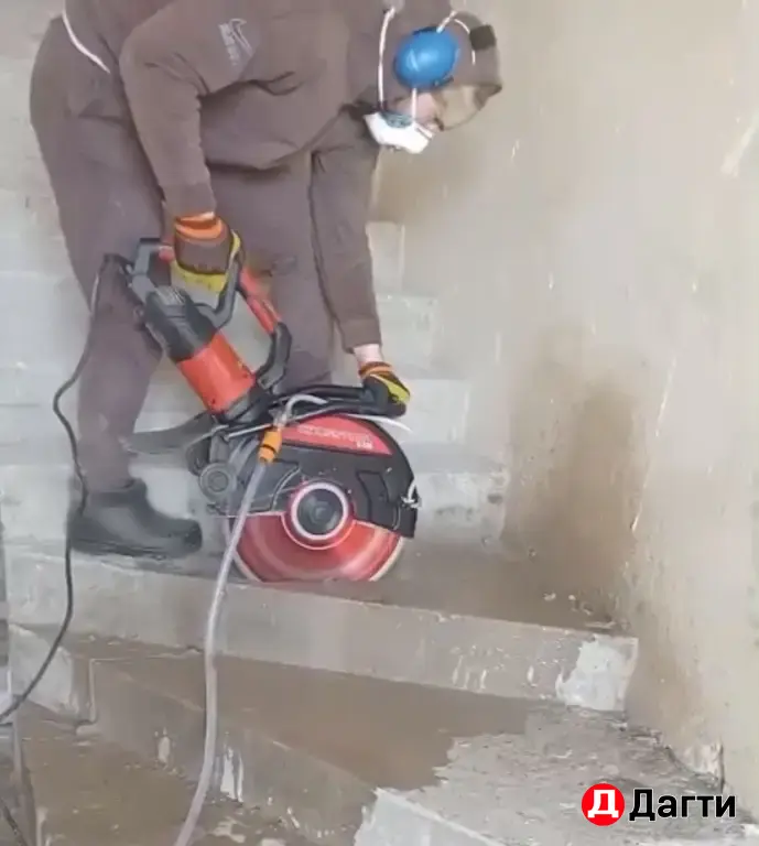 Алмазное сверление резка стен