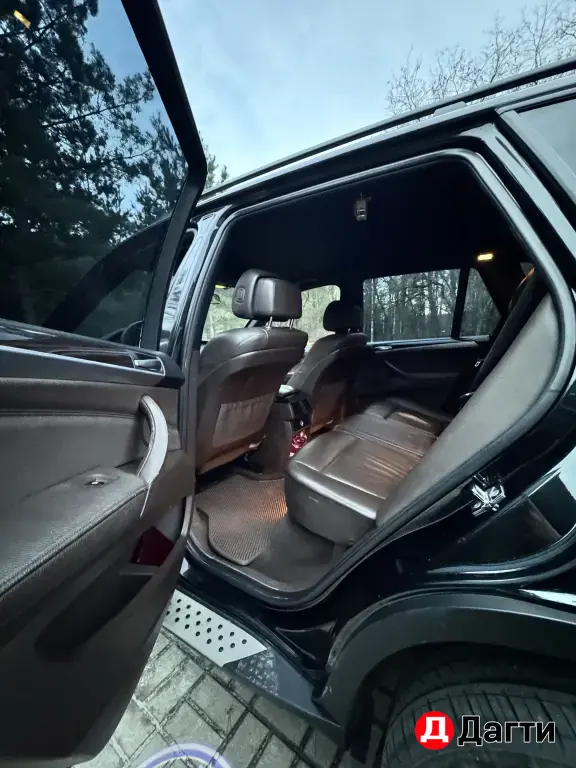 BMW X5, 2009 года