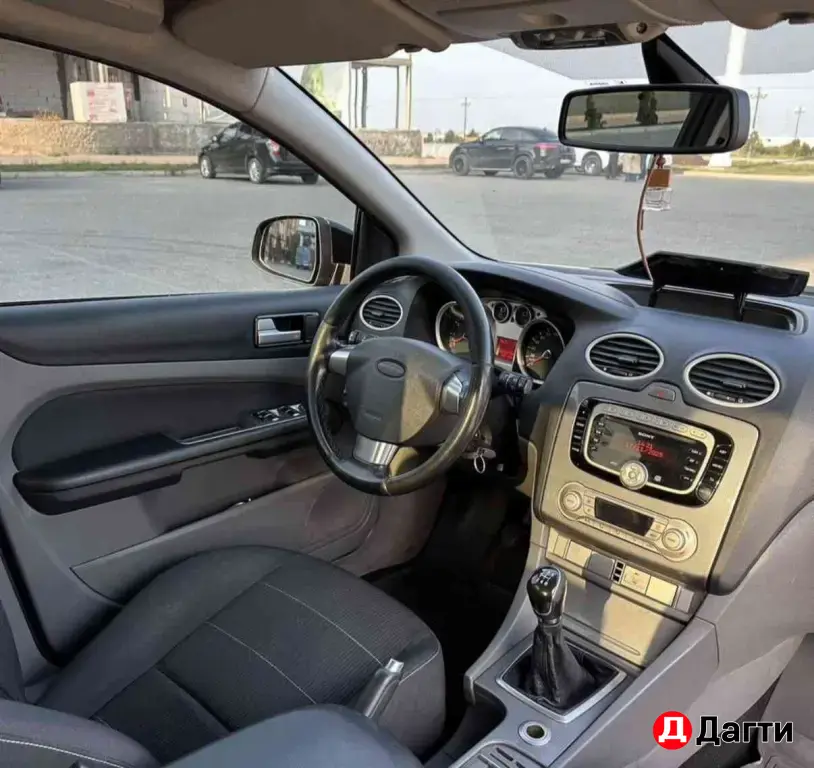 Ford Focus, 2010 года