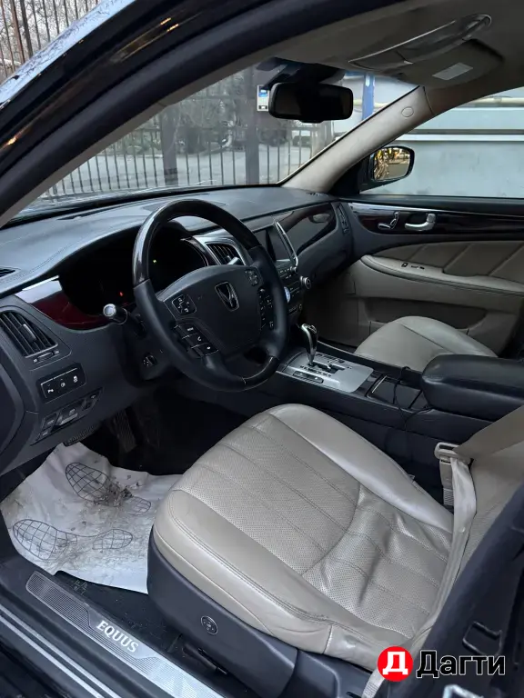 Hyundai Equus, 2012 года