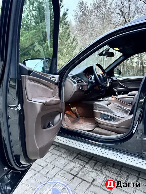 BMW X5, 2009 года