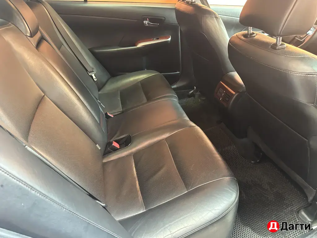 Toyota Camry, 2013 года