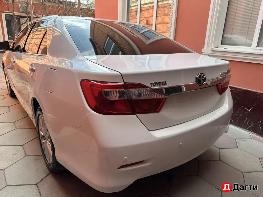 Toyota Camry, 2013 года