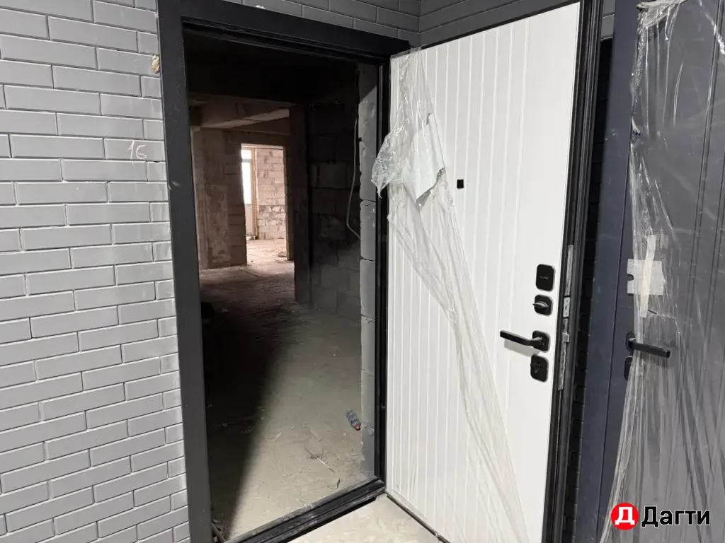 Продаётся двухкомнатная квартира