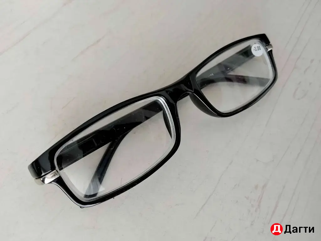 очки от зрения плюс/минус