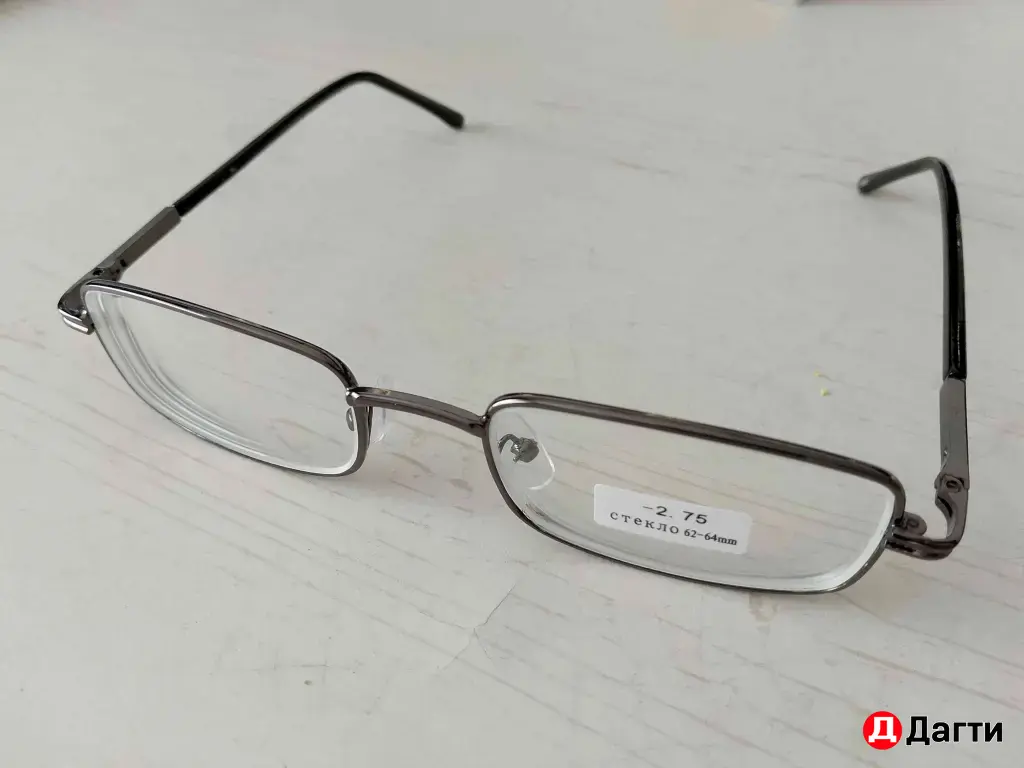 очки от зрения плюс/минус