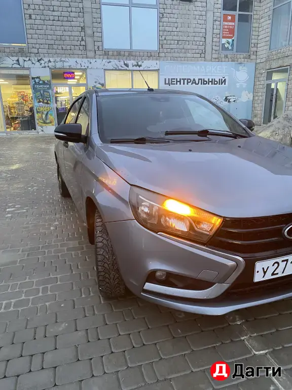 капот Веста