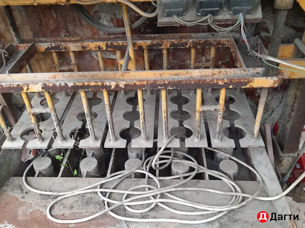 станок шлакоблочный