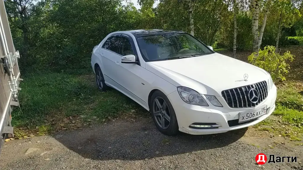 Mercedes-Benz E-Класс, 2012 года