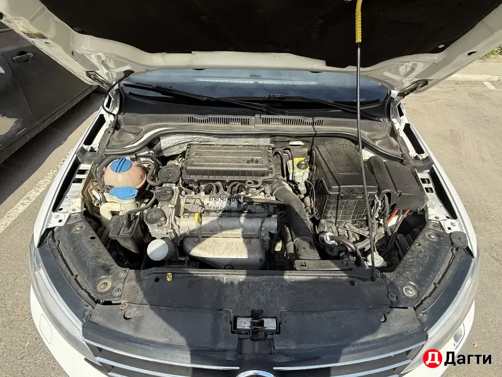 Volkswagen Jetta, 2015 года