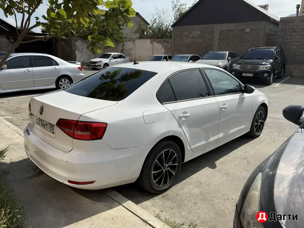 Volkswagen Jetta, 2015 года
